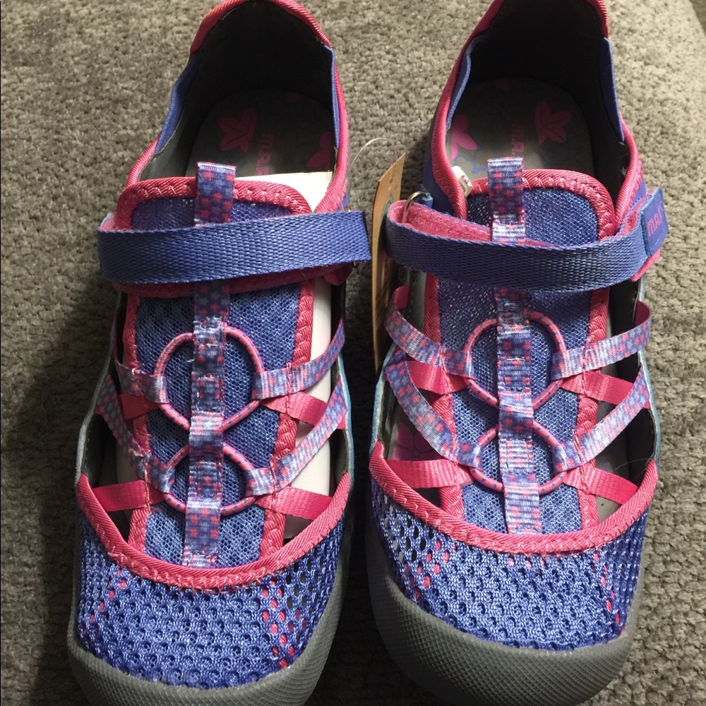 Girls Water Shoes